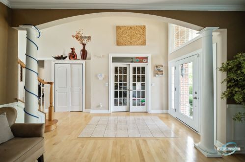 2247 Luther Lowell Ln, Sycamore IL  60178-8751 exterior