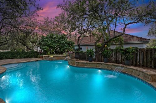 205 Champion Dr, Austin TX  78734-5103 exterior