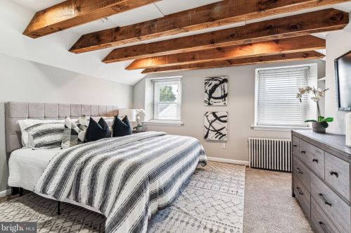 140 Gay St, Philadelphia PA  19127-1310 exterior