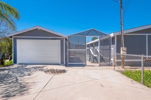 33787 Bonnie Ln, Wildomar, CA 92595-9801