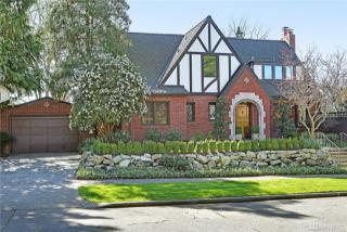 4305 38th St, Seattle, WA 98105-5403