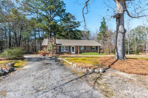 448 Trice Rd, Milner, GA 30257-3426