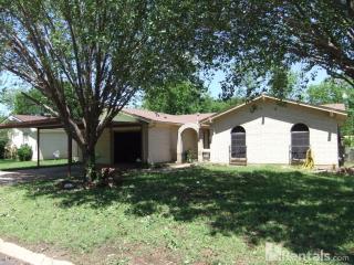 828 Marlene Dr, Fort Worth TX  76140-3708 exterior