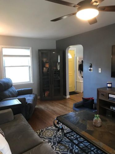 7747 Ardmore Ave, Chicago, IL 60631-2261