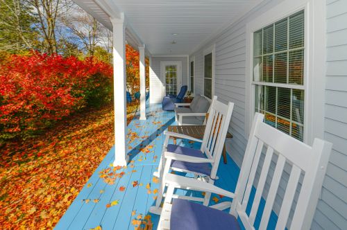 3557 White Mountain Hwy, Hales Location, NH 03860-4225