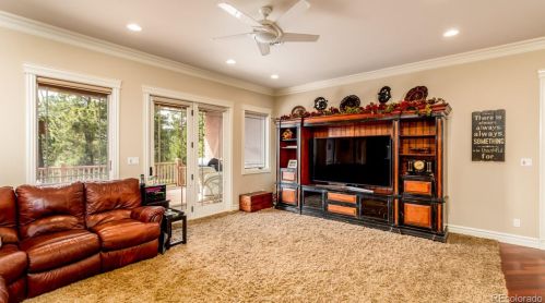 6765 Greenhorn Mountain Dr, Beulah CO 81023-6800 exterior