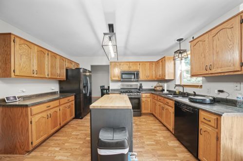 16453 Timberview Dr, Plainfield IL  60586-9657 exterior