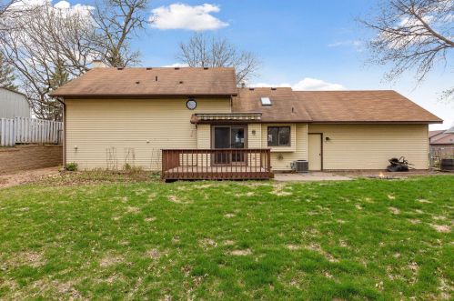 1131 Goodview Ave, Saint Paul MN  55128-6129 exterior