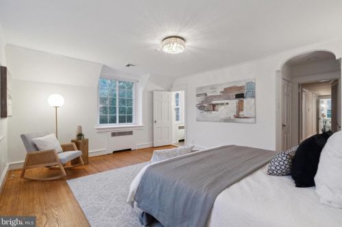 426 Durham St, Philadelphia PA  19119-1222 exterior