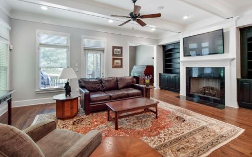 651 Lockton Pl, Atlanta GA  30342-5044 exterior
