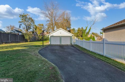 415 2nd Ave, Haddon Heights NJ  08035-1406 exterior