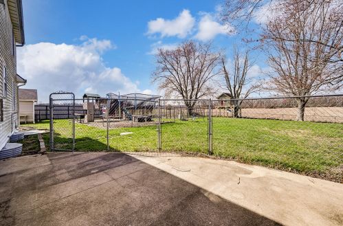 4455 Derr Rd, Springfield OH  45503-1444 exterior