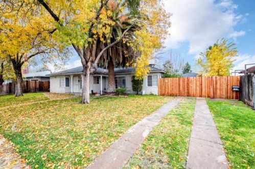 3524 Terrace Ave, Fresno, CA 93703-1942