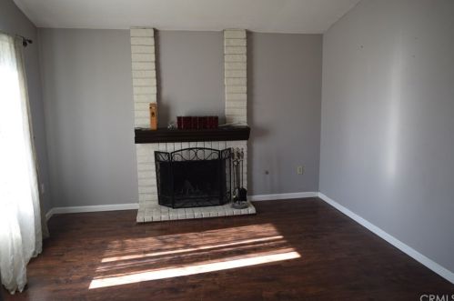 2825 Sonoma Dr, Riverside CA  92504-4317 exterior