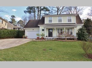 1014 Applethorn Dr, Apex, NC 27502-2180