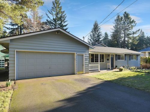 7630 Canyon Ln, Portland, OR 97225-3812