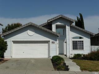 142 Genoa Ct, Vacaville, CA 95688-9105