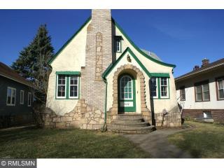 3044 Pierce St, Minneapolis MN  55418-2113 exterior