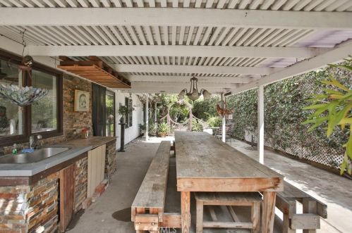 2310 San Lorenzo Ave, Santa Ana CA 92704-6039 exterior