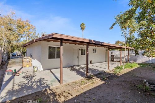 7472 Freda Ave, Riverside CA  92504-4510 exterior