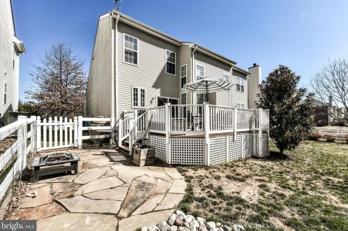 17485 Tedler Cir, Round Hill, VA 20141-2178