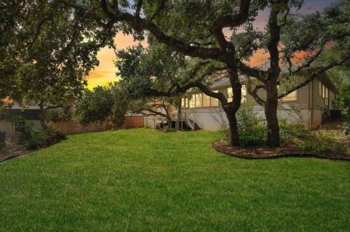 313 Flamingo Dr, Austin TX  78734-4705 exterior