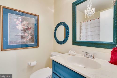 10836 Douglas Ave, Silver Spring MD 20902-5007 exterior