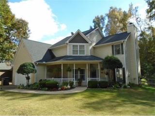 4005 Wellcrest Dr, Kennesaw, GA 30152-6011
