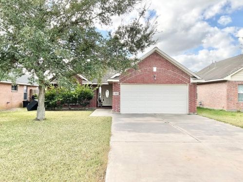 906 6th St, Morgans Point, TX 77571-4918