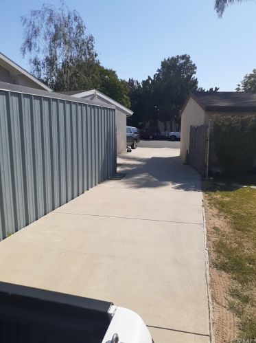 1861 Wallace St, Simi Valley, CA 93065-4841