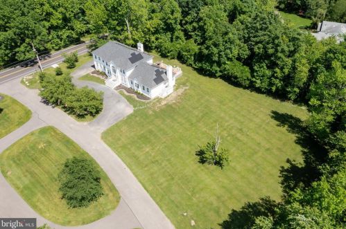 265 Mt Laurel Rd, Mount Laurel NJ  08054-9557 exterior