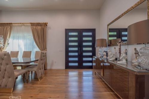 3411 Chevy Chase Dr, Glendale CA  91206-1418 exterior