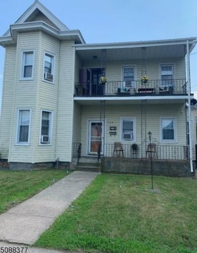 320 Knickerbocker Ave, Paterson, NJ 07503-1108
