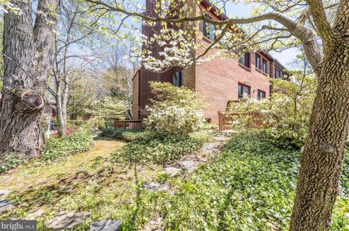 5612 Thicket Ln, Columbia MD  21044-2527 exterior