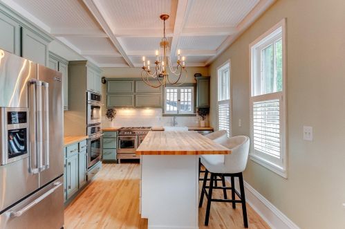 2209 2nd St, Saint Paul MN  55110-3204 exterior