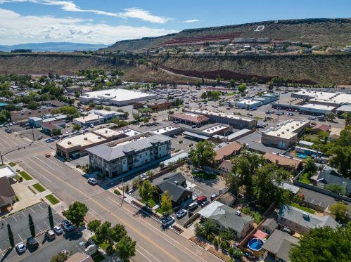 181 300, Saint George UT 84782-4112 exterior