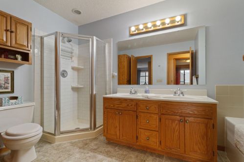 3367 Juliet Dr, Saint Paul MN  55125-3857 exterior