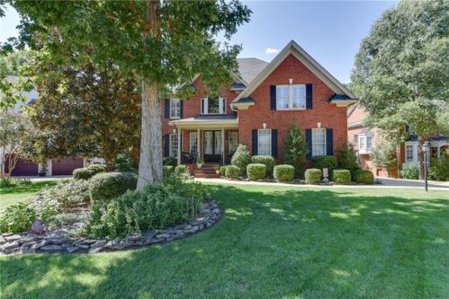 11318 Magnolia Pl, Smithfield, VA 23430-5745