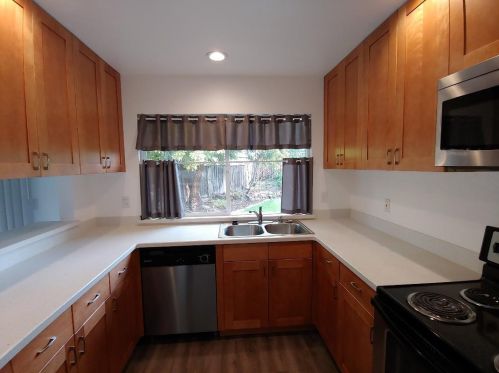 6052 Jacques Dr, San Jose, CA 95123-4036
