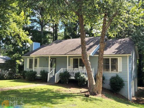 2660 Green Meadow Ln, Marietta, GA 30066-5602