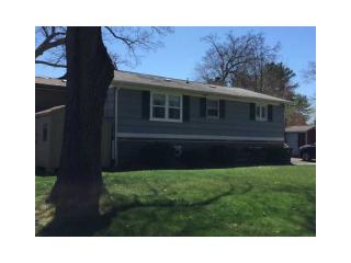 8 Eagle Dr, Coventry, RI 02816-6828