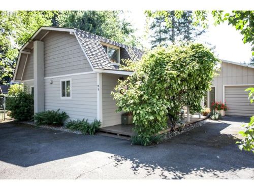 21 Fifth St, Carson, WA 98610-3311