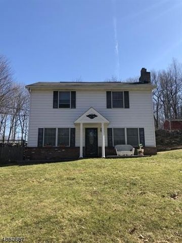 11 Brink Rd, Wantage, NJ 07461-3225