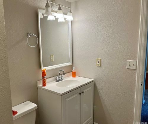 19017 21 Cir, Aurora CO 80011-5272 exterior