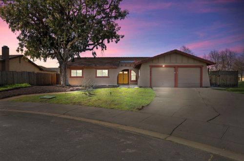 1259 Huntington Pl, Manteca, CA 95336-2981