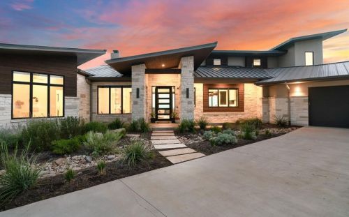 416 Julieanne Cv, Mount Sharp, TX 78620-2558