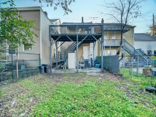 53 Sassafras St, Paterson NJ  07524-1733 exterior