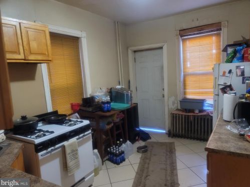 238 Franklin St, Trenton, NJ 08610-5308