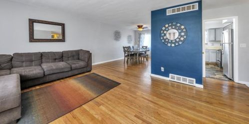 7938 Greenland Pl, Cincinnati, OH 45237-1055