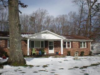 1221 Rabat Rd, Republican Grove, VA 24577-3221